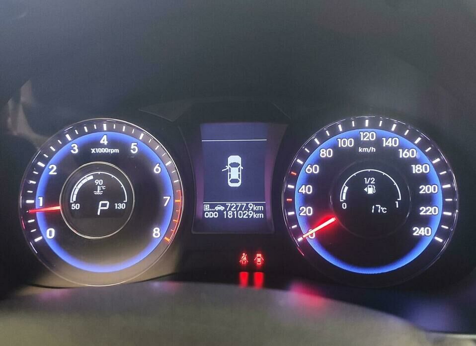 Hyundai i40 2.0 AT (150 л.с.)