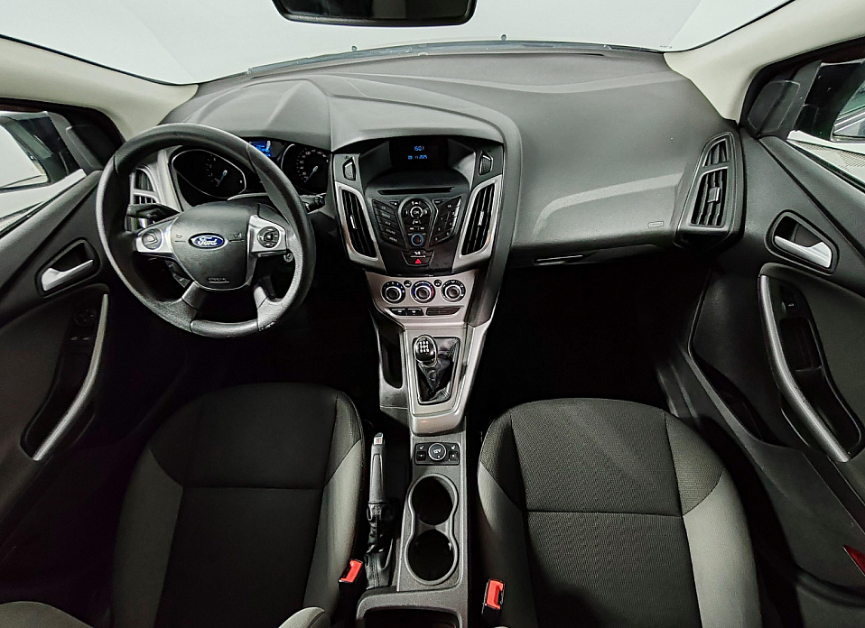 Ford Focus, III 1.6 MT (105 л.с.)