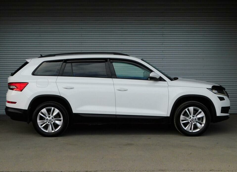 Skoda Kodiaq 2.0 AMT (180 л.с.) 4WD