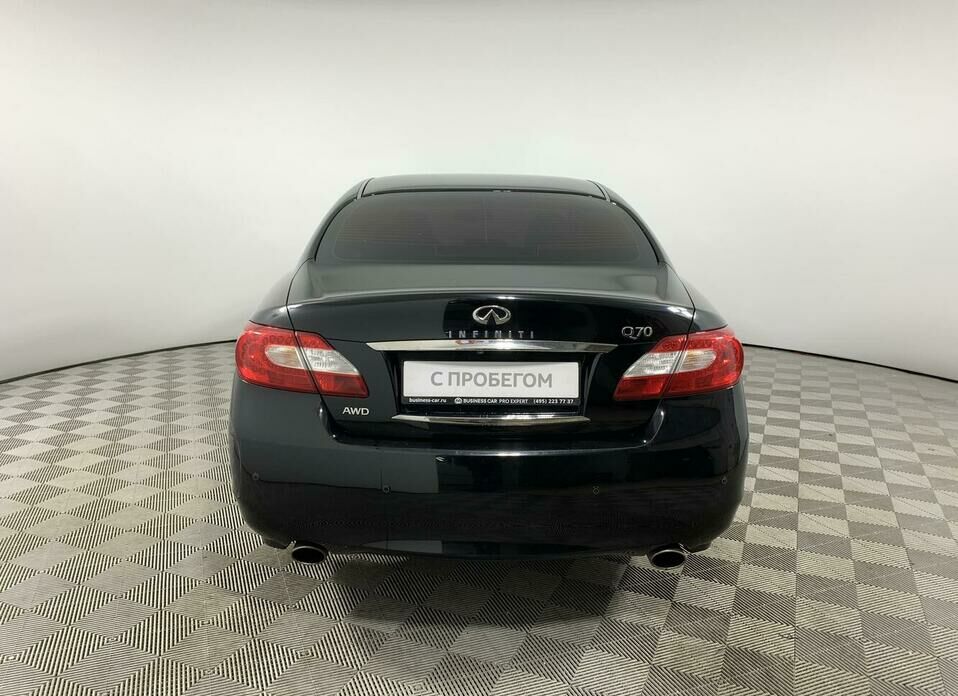 Infiniti Q70 3.7 AT (333 л.с.) 4WD