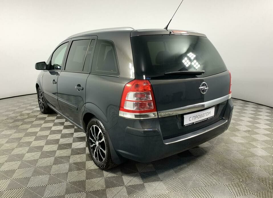 Opel Zafira 1.8 MT (140 л.с.)