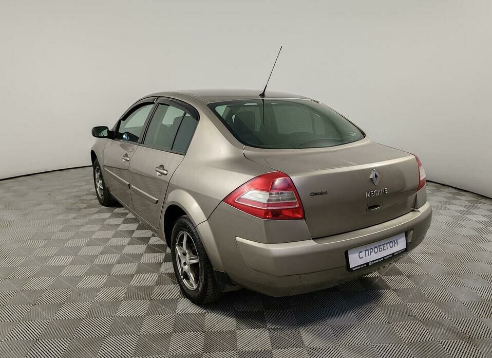 Renault Megane 1.6 MT (115 л.с.)