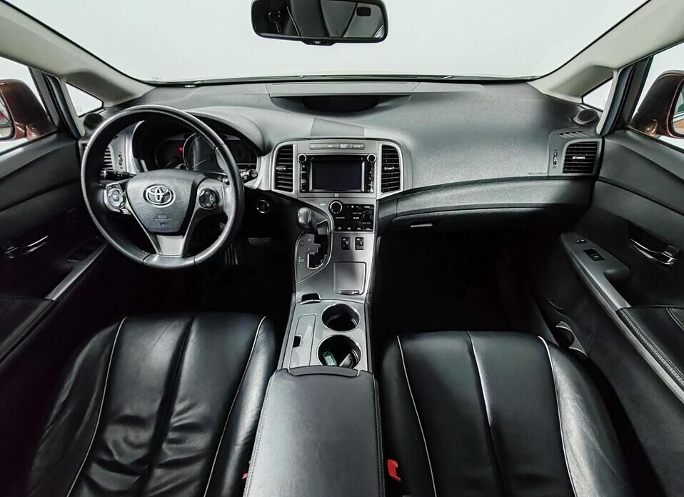 Toyota Venza, I Рестайлинг 2.7 AT (185 л.с.) 4WD