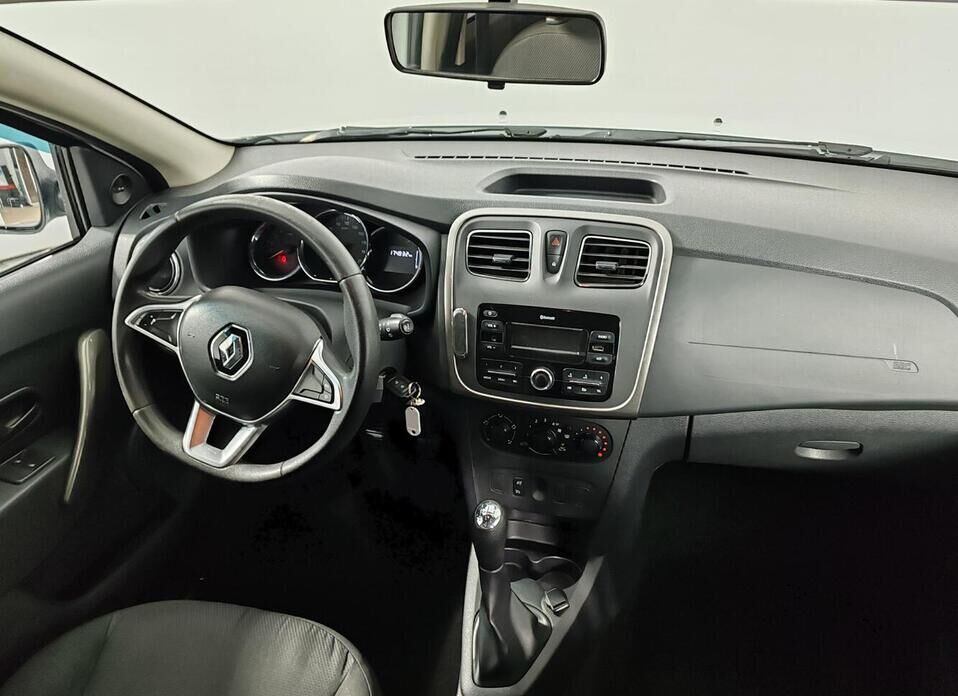 Renault Sandero, II Рестайлинг 1.6 MT (82 л.с.)