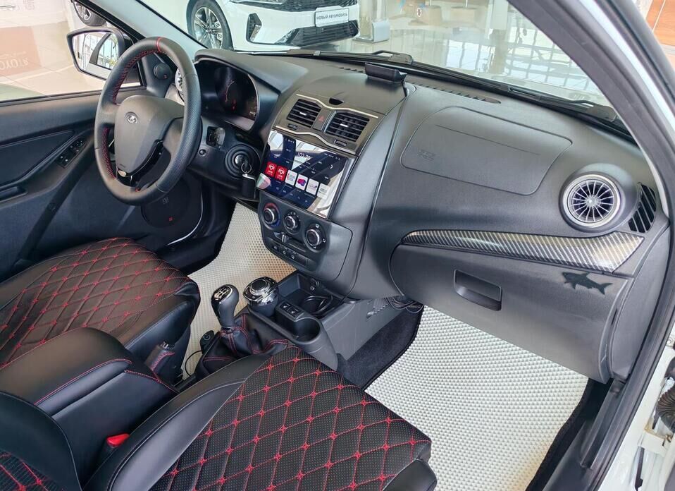 LADA (ВАЗ) Granta Sport 1.6 MT (118 л.с.)