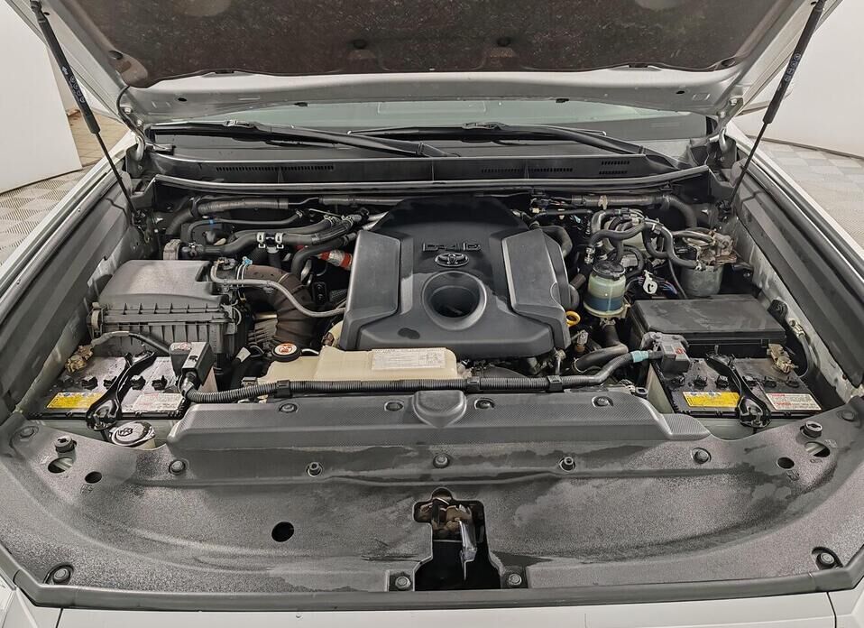 Toyota Land Cruiser Prado, 150 Series Рестайлинг 2 2.8d AT (177 л.с.) 4WD