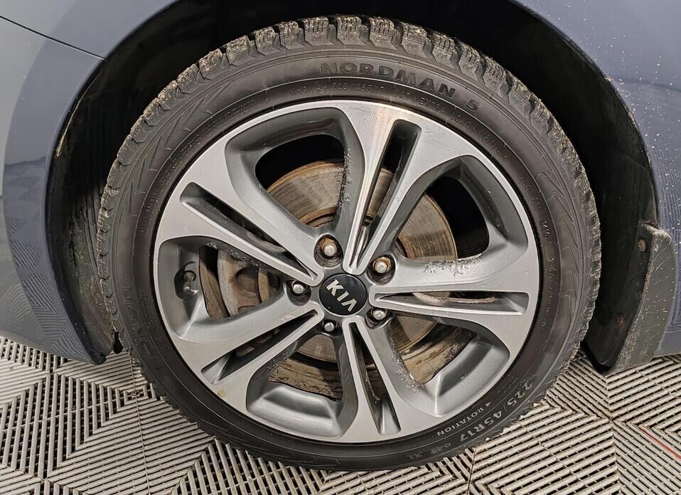 Kia Ceed, II Рестайлинг 1.6 AT (130 л.с.)