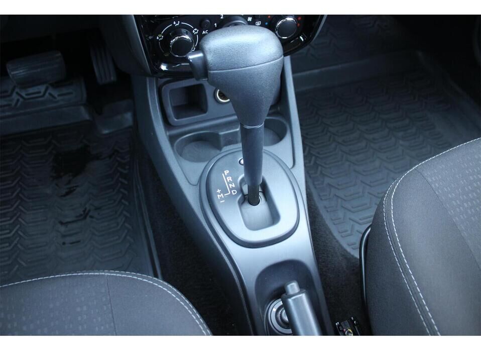 Nissan Terrano 2.0 AT (135 л.с.)