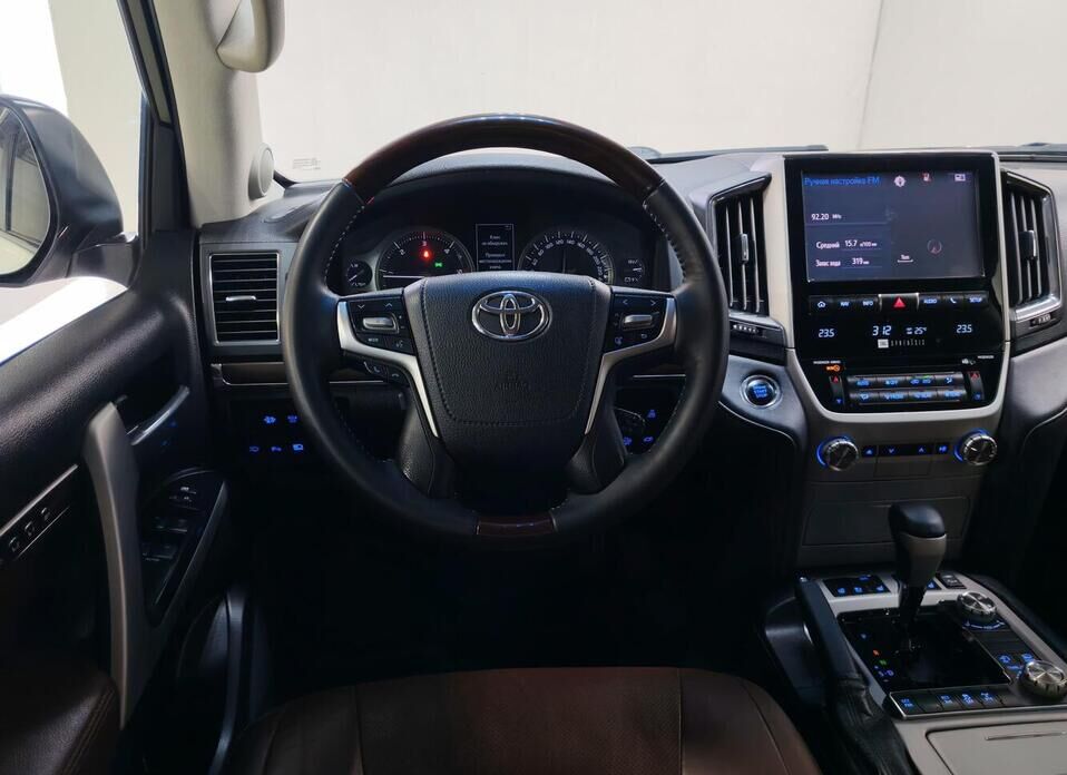 Toyota Land Cruiser 4.5d AT (249 л.с.) 4WD