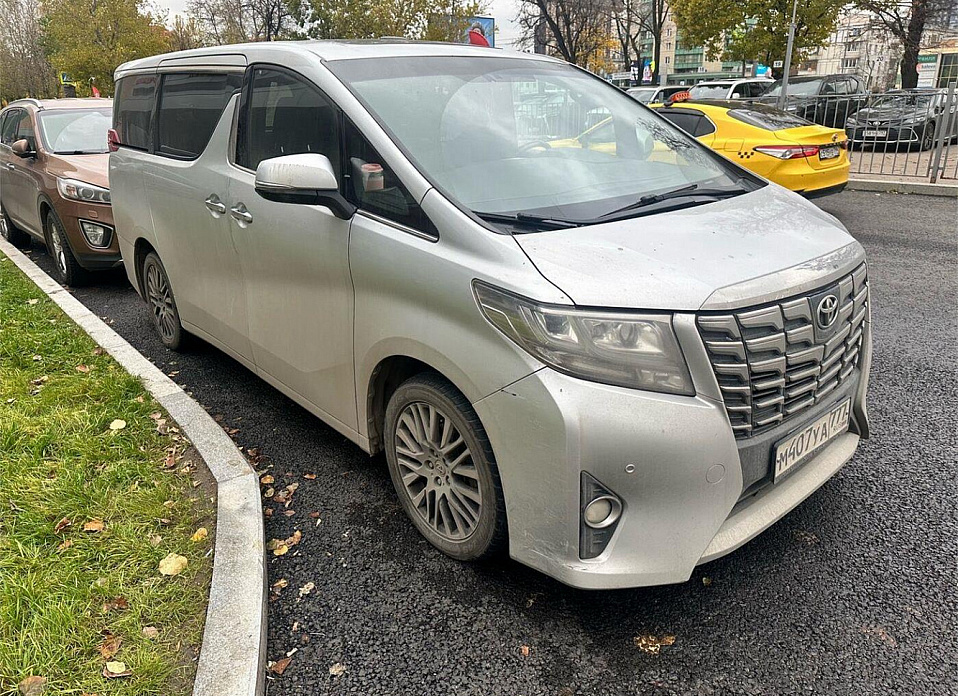 Toyota Alphard, III 3.5 AT (275 л.с.)