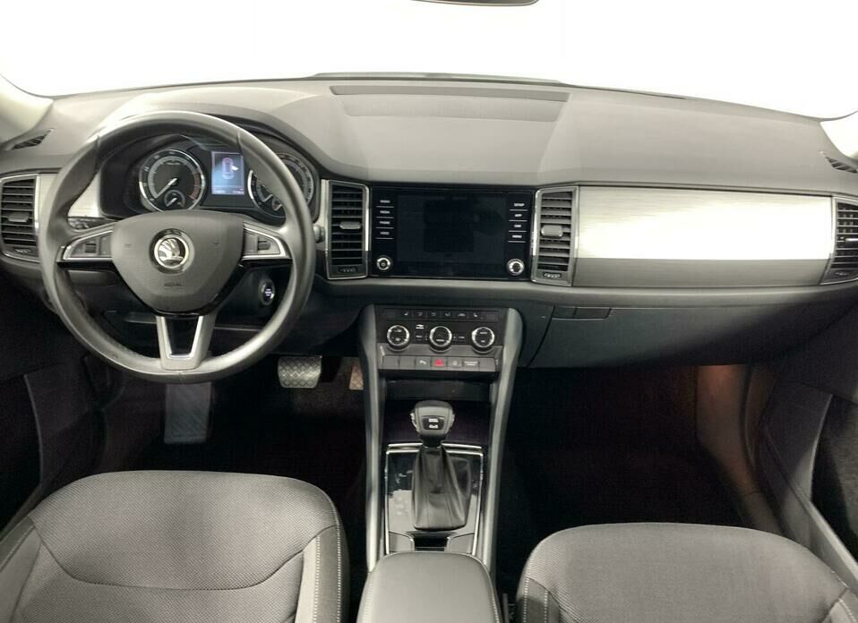 Skoda Kodiaq 2.0 AMT (180 л.с.) 4WD