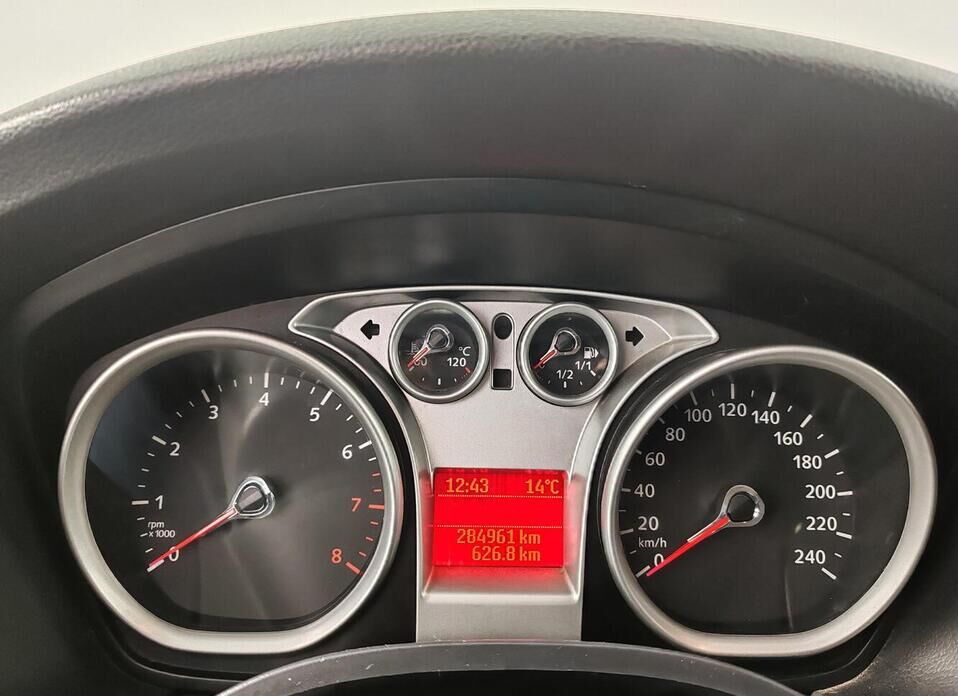 Ford Focus, II Рестайлинг 2.0 MT (145 л.с.)