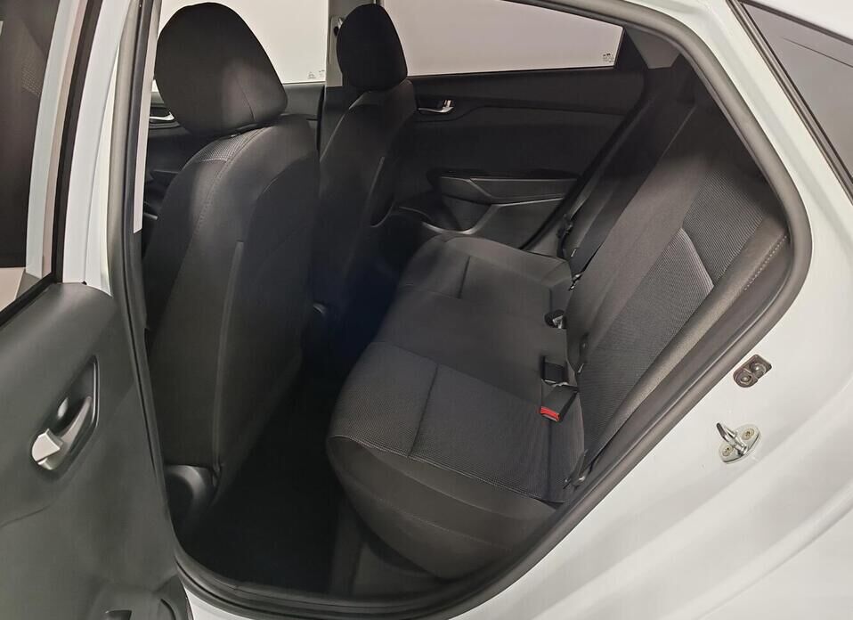 Hyundai Solaris 1.6 AT (123 л.с.)