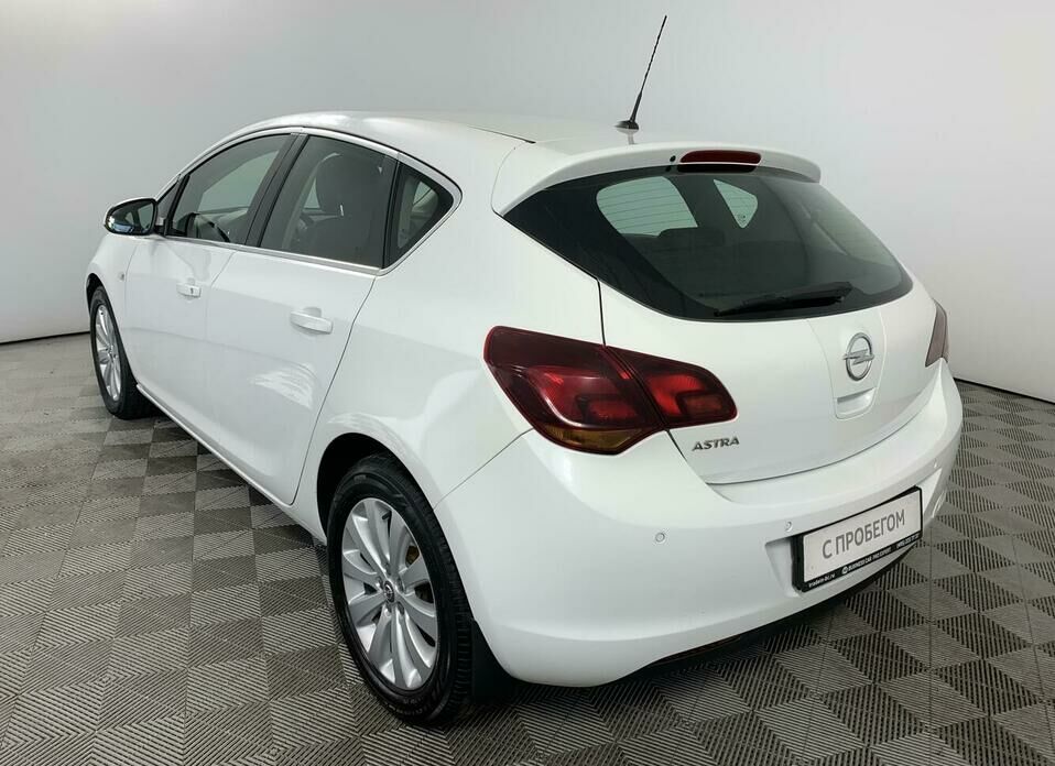 Opel Astra 1.6 AT (115 л.с.)