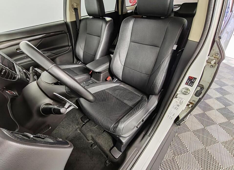 Mitsubishi Outlander 2.4 CVT (167 л.с.) 4WD