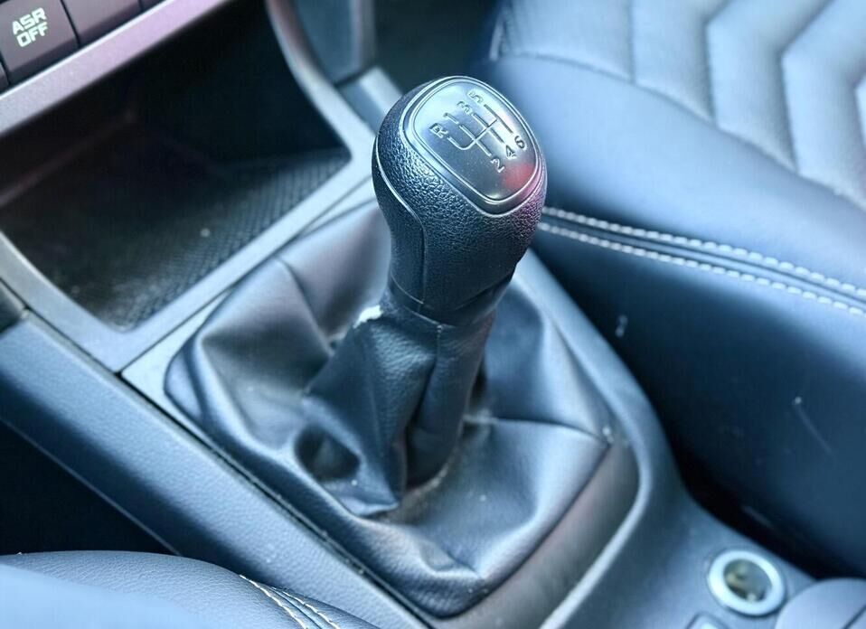 Skoda Yeti, I Рестайлинг 1.2 AMT (105 л.с.)