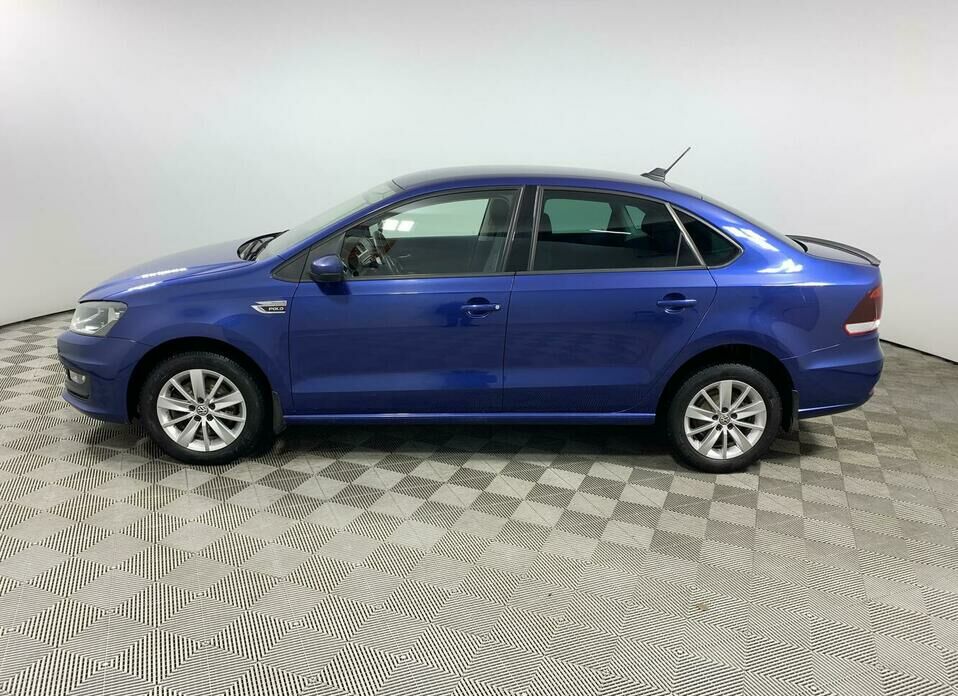 Volkswagen Polo 1.6 AT (110 л.с.)