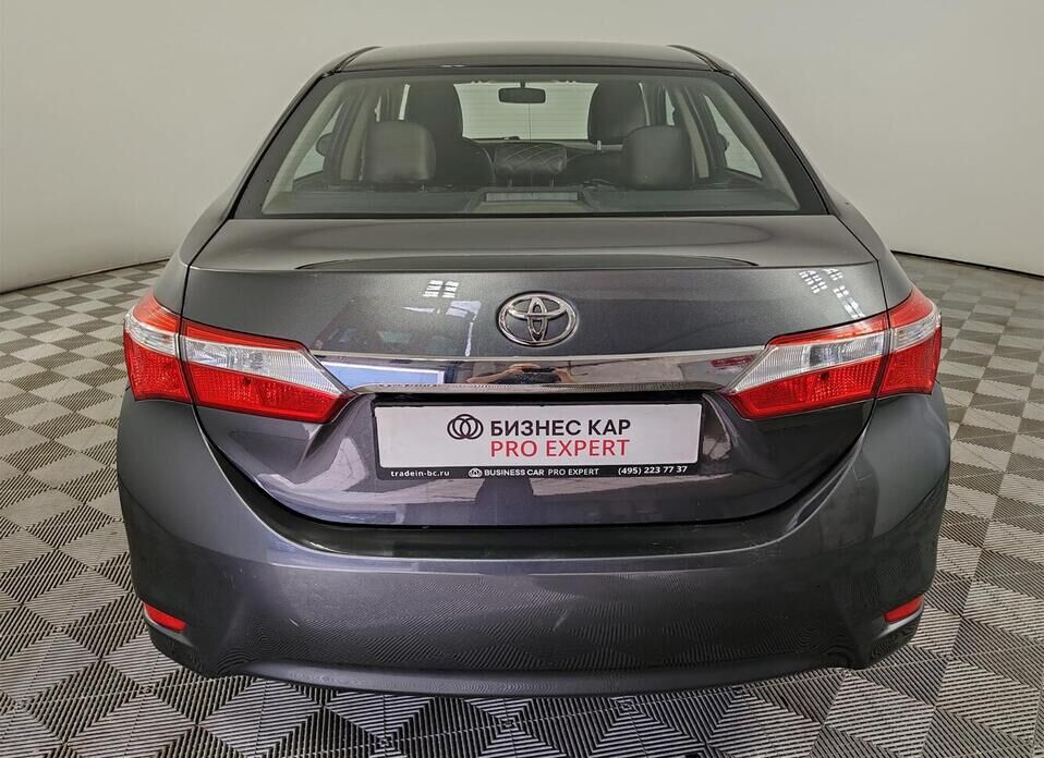 Toyota Corolla 1.6 CVT (122 л.с.)