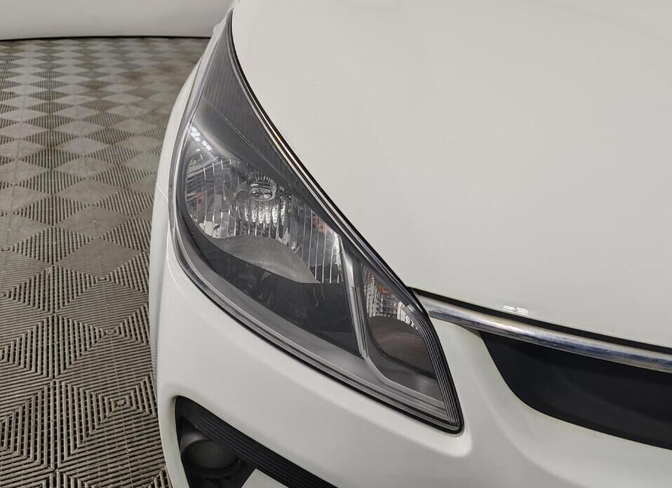Kia Rio, IV 1.6 AT (123 л.с.)