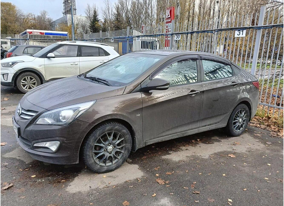 Hyundai Solaris, I Рестайлинг 1.6 AT (123 л.с.)