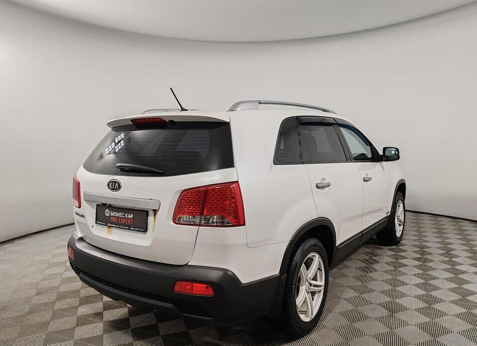 Kia Sorento, II 2.4 AT (175 л.с.) 4WD