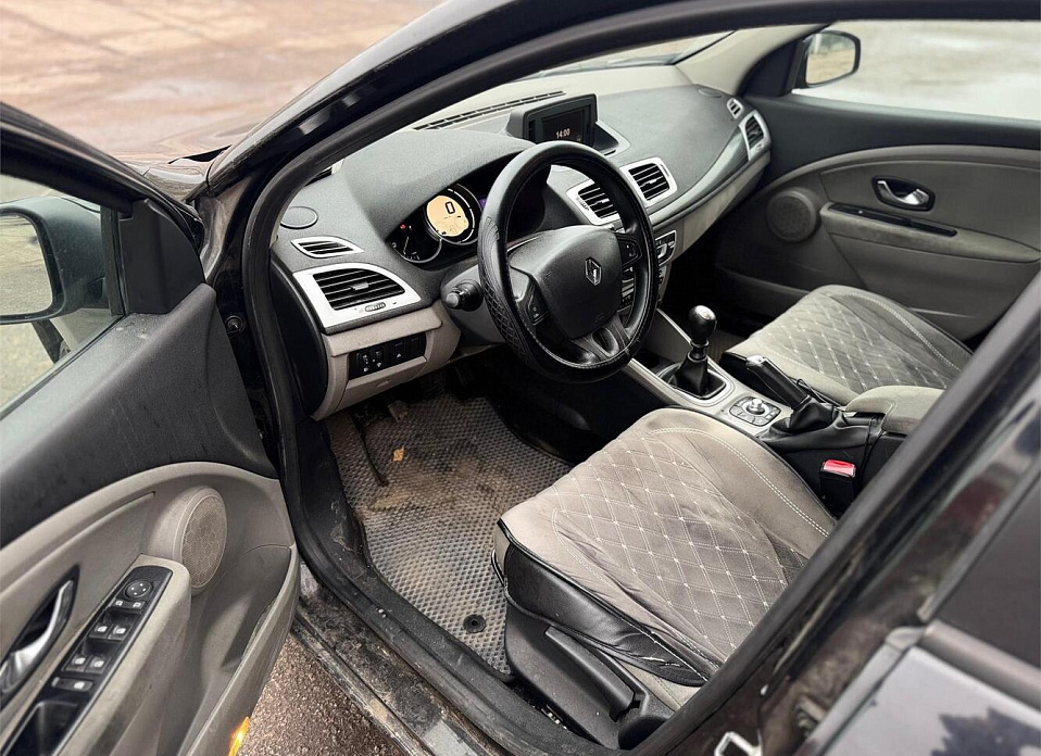 Renault Megane, III 1.5d MT (110 л.с.)