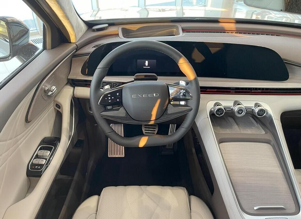 EXEED RX 2.0 AT (249 л.с.) 4WD