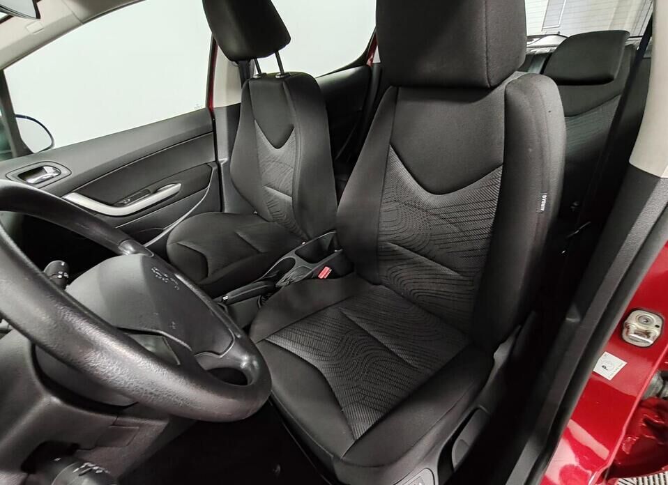Peugeot 308 1.6 AT (120 л.с.)