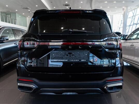 Geely Okavango