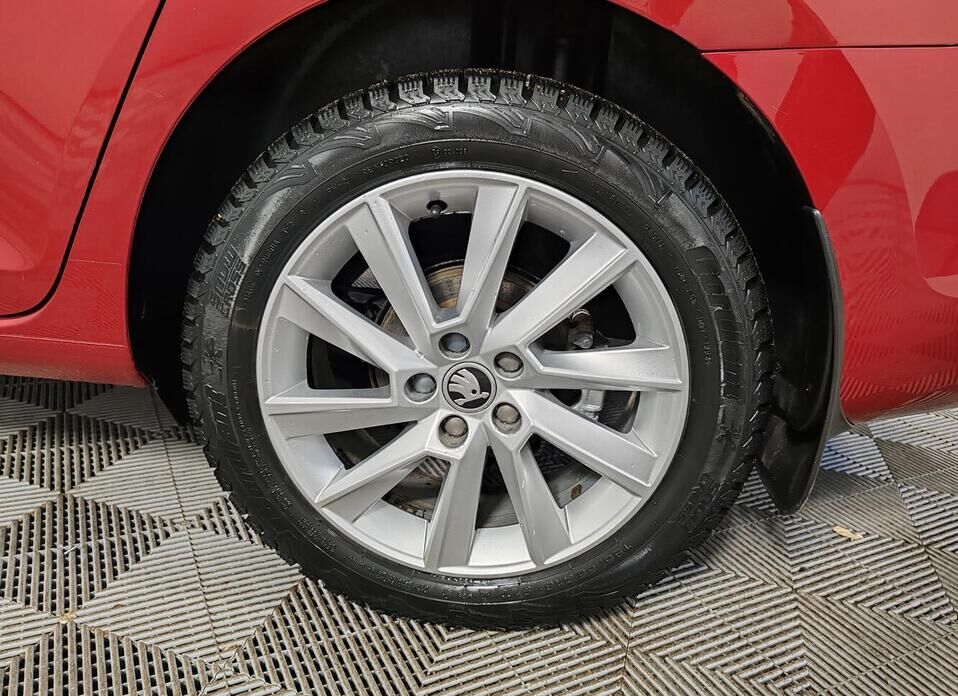 Skoda Rapid, I 1.6 AT (110 л.с.)