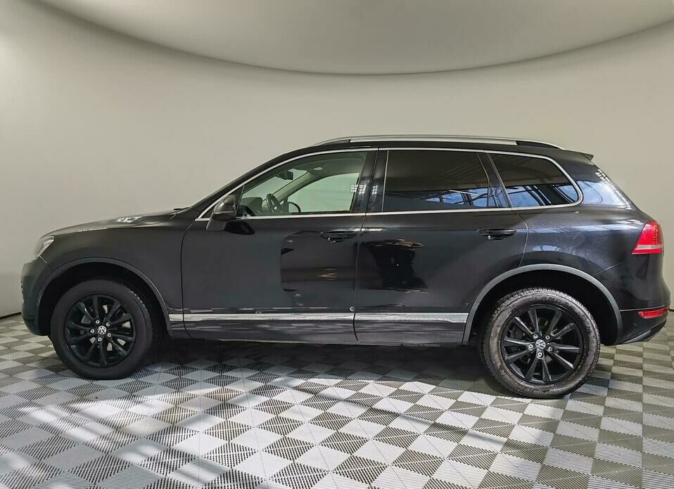 Volkswagen Touareg 3.0d AT (204 л.с.) 4WD