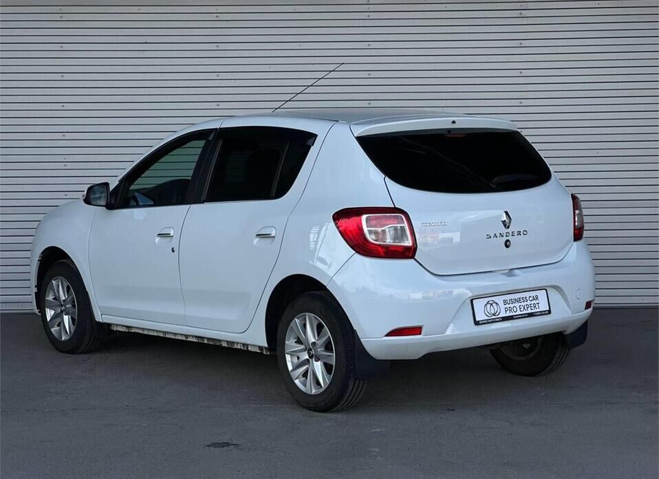 Renault Sandero, II Рестайлинг 1.6 MT (113 л.с.)