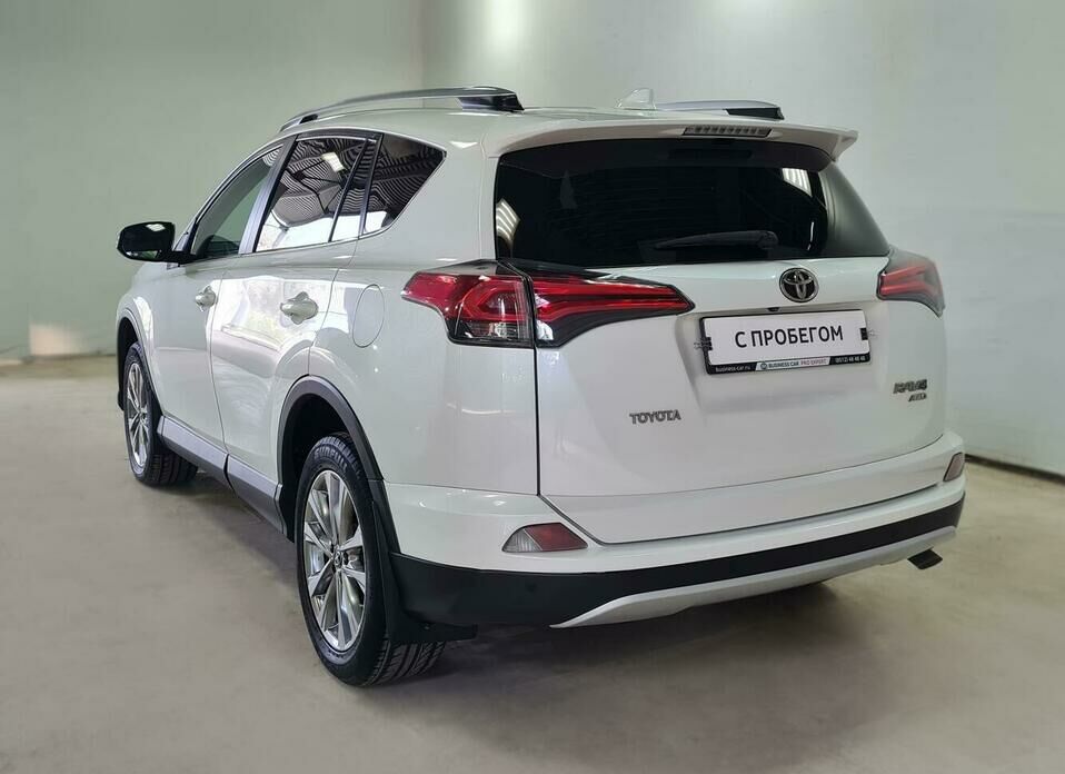 Toyota RAV4 2.5 AT (180 л.с.) 4WD