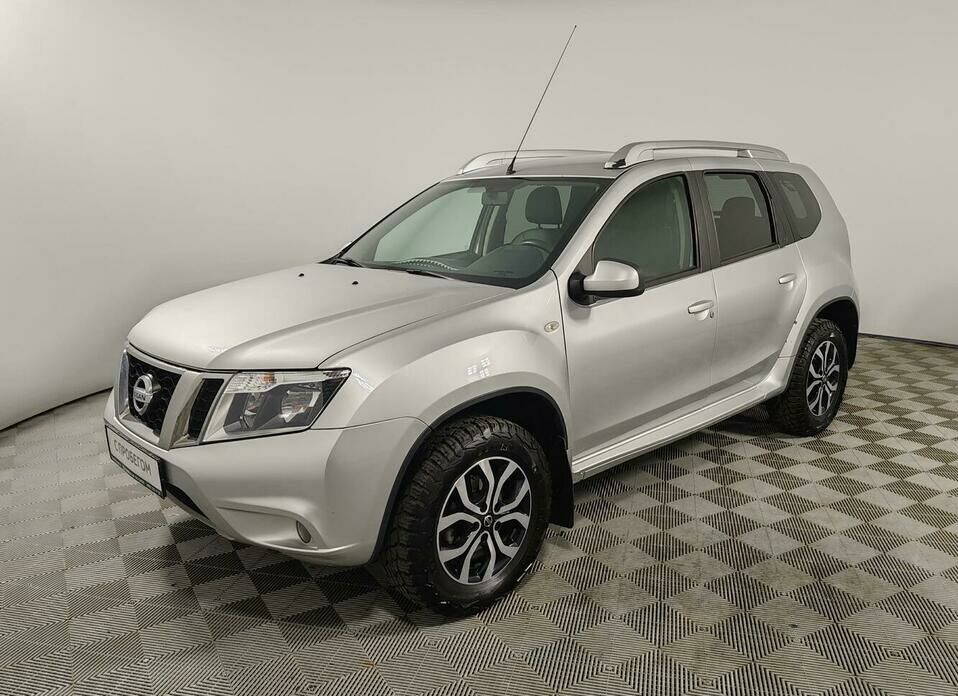 Nissan Terrano 2.0 AT (143 л.с.) 4WD