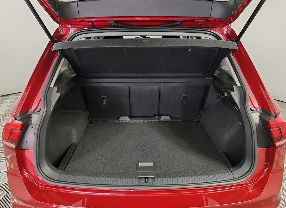 Volkswagen Tiguan 1.4 AMT (150 л.с.)
