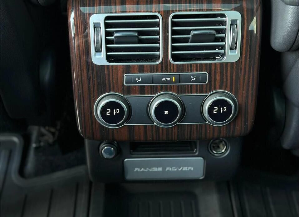 Land Rover Range Rover Long 3.0d AT (248 л.с.) 4WD