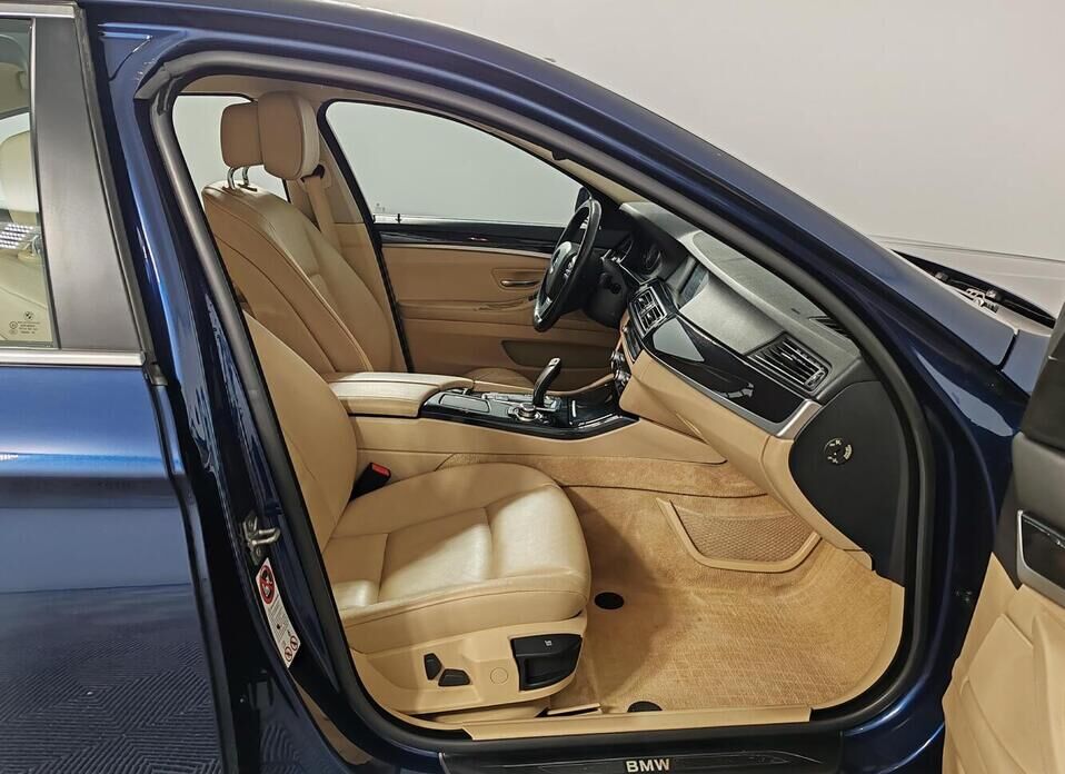 BMW 5 серии, VI (F10/F11/F07) 528i 2.0 AT (245 л.с.)