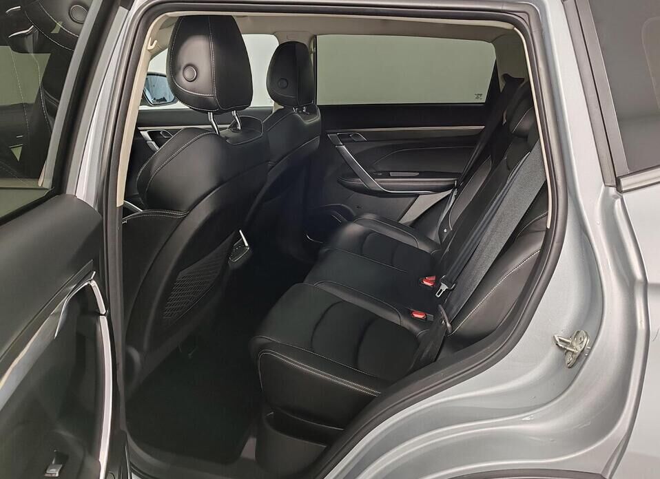 Geely Atlas Pro 1.5 AT (150 л.с.)