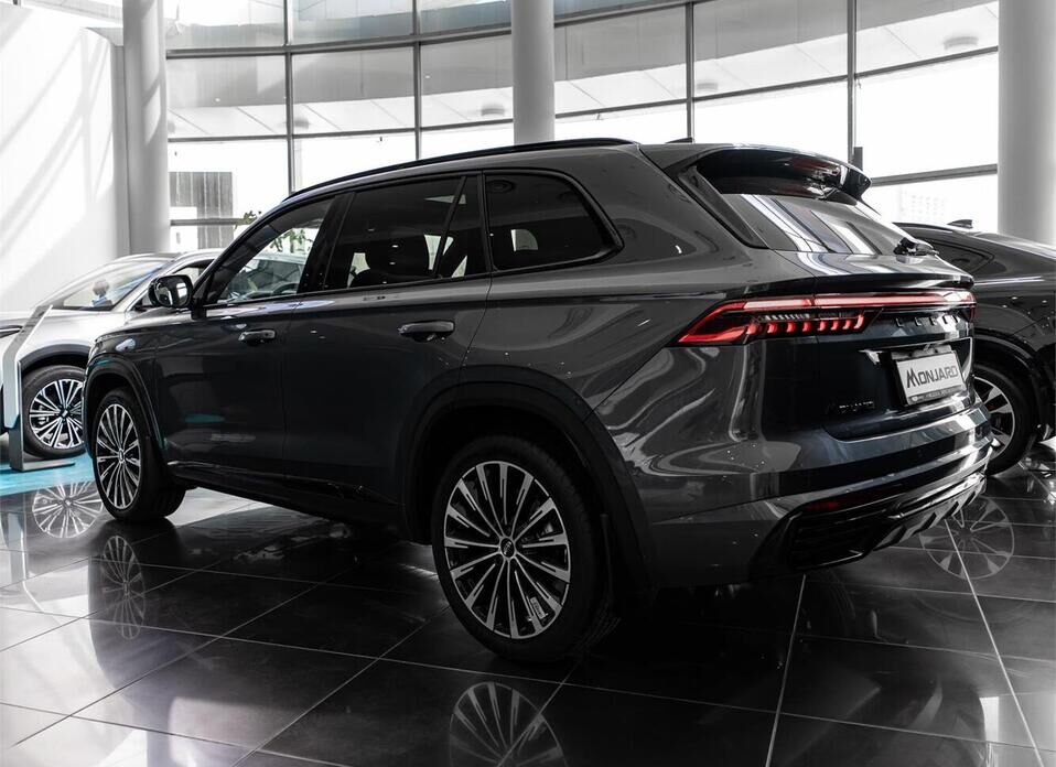 Geely Monjaro, I 2.0 AT (238 л.с.) 4WD
