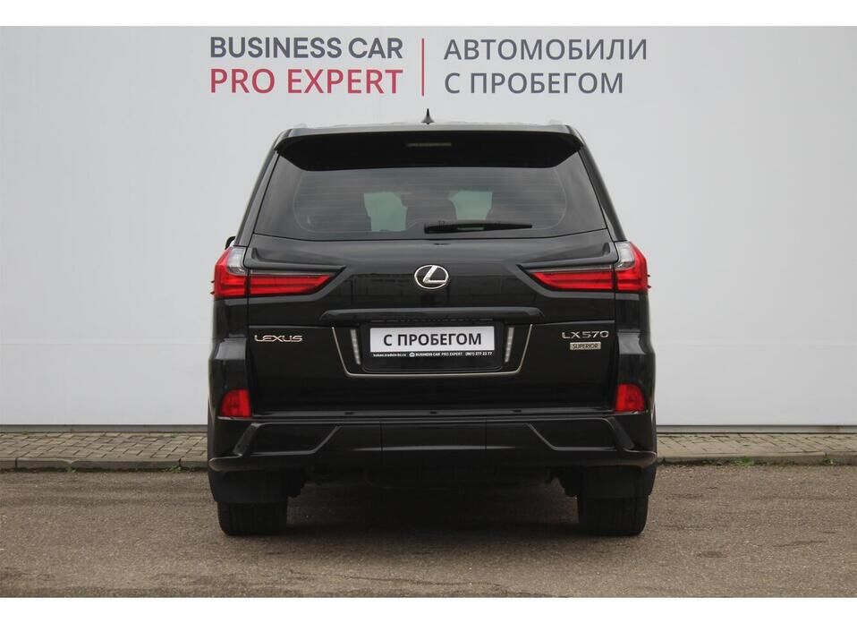 Lexus LX, III Рестайлинг 2 570 5.7 AT (367 л.с.) 4WD
