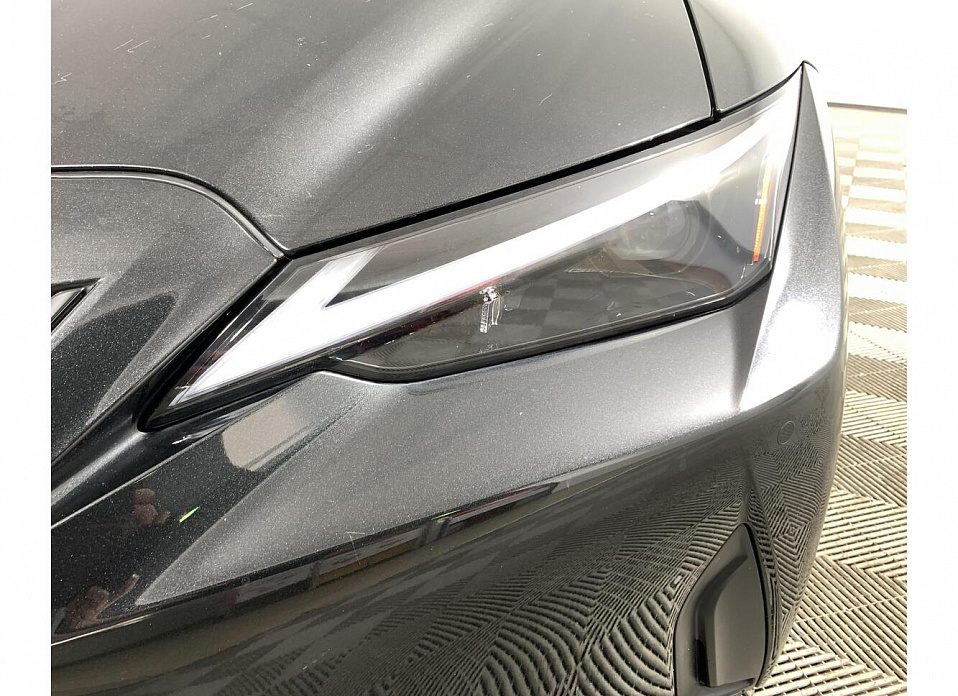 Lexus IS, III Рестайлинг 2 300 3.5 AT (264 л.с.) 4WD