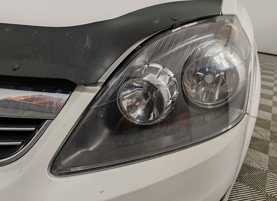 Opel Zafira, B Рестайлинг 1.8 AMT (140 л.с.)