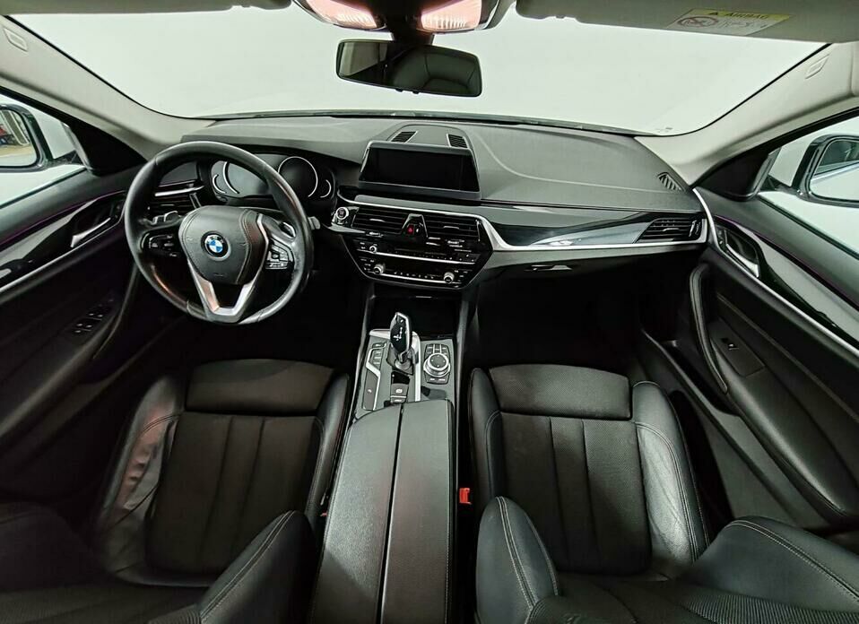 BMW 5 серии 518d 2.0d AT (150 л.с.)