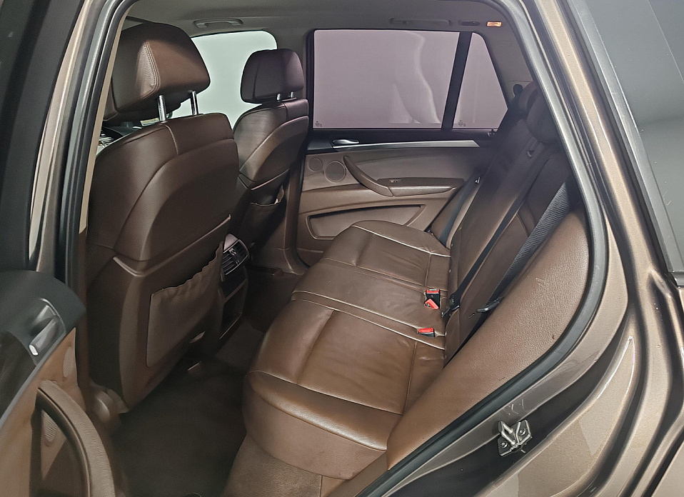 BMW X5, II (E70) Рестайлинг 30d 3.0d AT (245 л.с.) 4WD