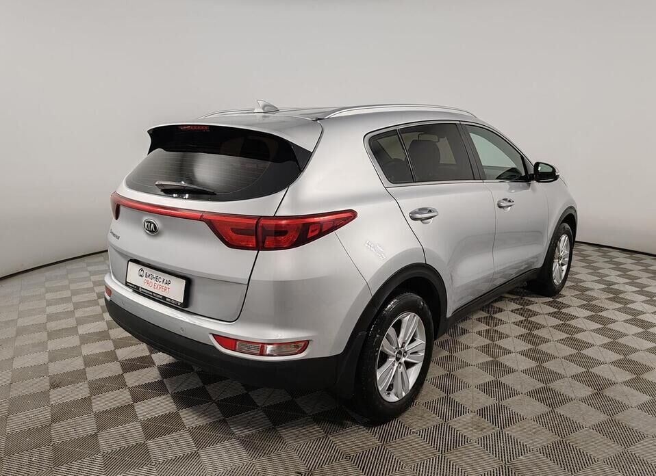 Kia Sportage, IV 2.0 AT (150 л.с.)
