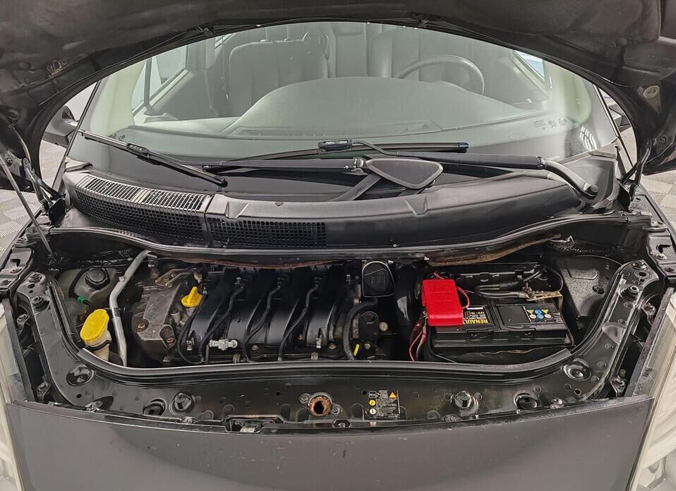 Renault Scenic 2.0 MT (136 л.с.)