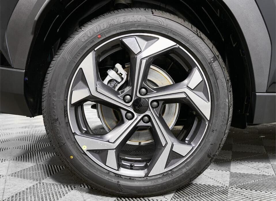 Geely Atlas, II 2.0 AT (200 л.с.) 4WD