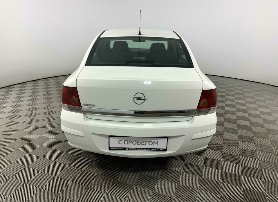 Opel Astra 1.6 MT (115 л.с.)