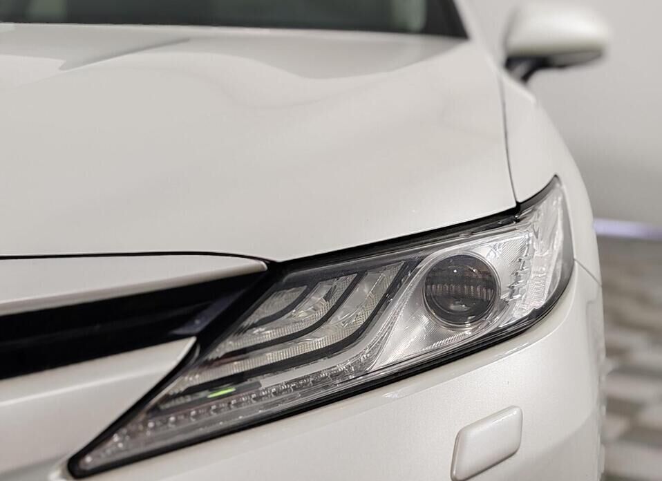 Toyota Camry 3.5 AT (249 л.с.)