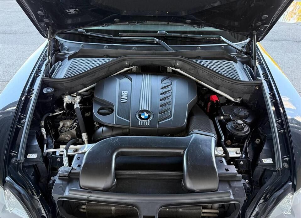 BMW X5, II (E70) Рестайлинг 30d 3.0d AT (245 л.с.) 4WD